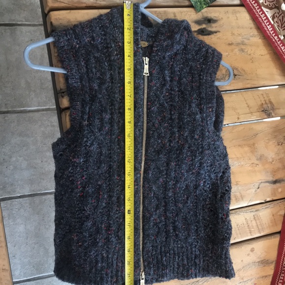 One girl who, S, mohair, sweater vest - Picture 9 of 9